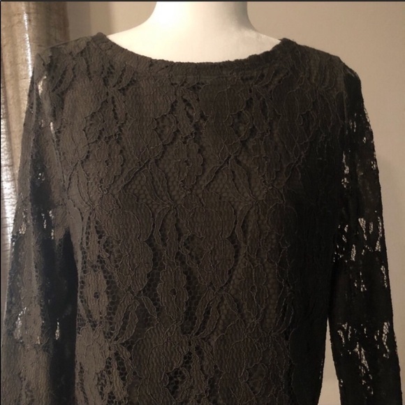 H&M olive green lace front top - Picture 2 of 8